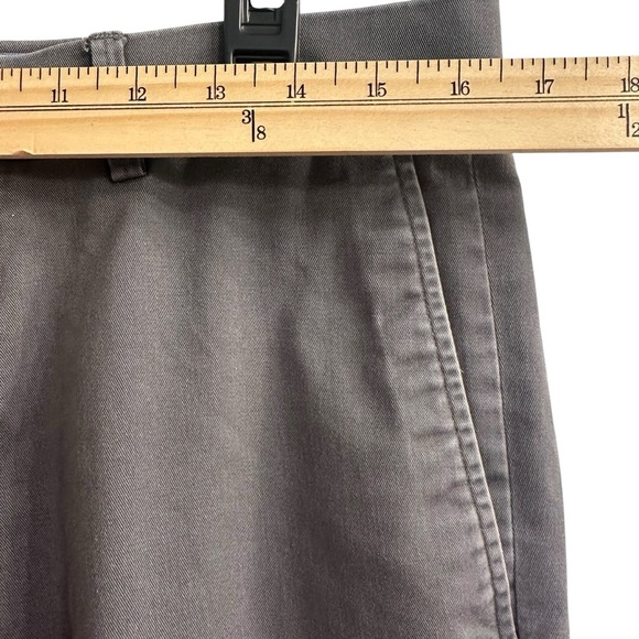 Haggar Iron Free Premium Straight Fit Gray Pants 33x30. - Picture 5 of 7